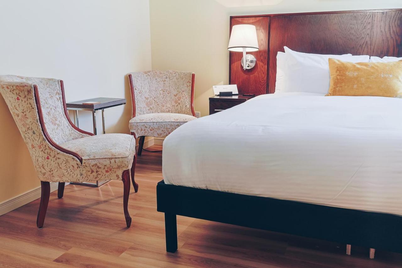 Inn Aux Deux Lions 3*