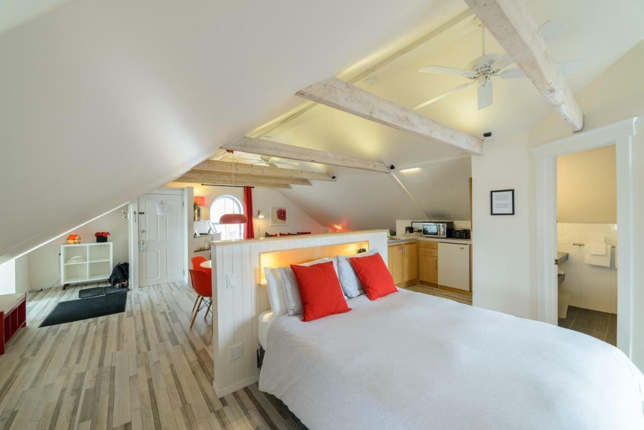 Inn Aux Deux Lions 3*